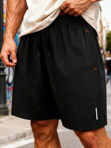 Quần short thể thao nam mùa hè nhanh khô - Cạp quần có dây rút, chi tiết viền bên hông, quần tập luyện thường ngày nhẹ nhàng. - màu đen - Xem 3