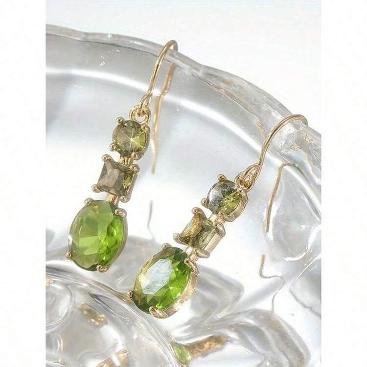 Sparkling Green Vintage Geometric Earrings With Synthetic Cubic Zirconia, Elegant Dangling Pendant Party Jewelry For Women, Handcrafted Boho Chic Festival Accessories, Hypoallergenic Sparkly Evening Wear Earrings, Unique Gift Idea For Her, Lightweight Comfortable Daily Statement Earrings, Waterproof & Tarnish Resistant Design. - Vàng - Xem 6