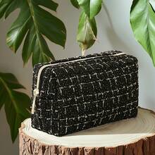 A Large Capacity Storage Bag With A Fragrance Design, Organizing Skincare Products And Cosmetics. FXBD - 黑色 - 查看 1