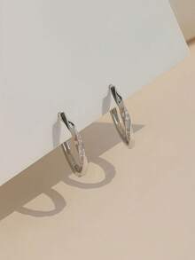 طقم خواتم وأقراط من النحاس المطلي بالفضة مقاوم للحساسية مزين بأحجار الزركونيا الصغيرة، أنيق وجذاب، مناسب للاستخدام اليومي للنساء - أقراط من شريط ملتوي - مشاهدة 4