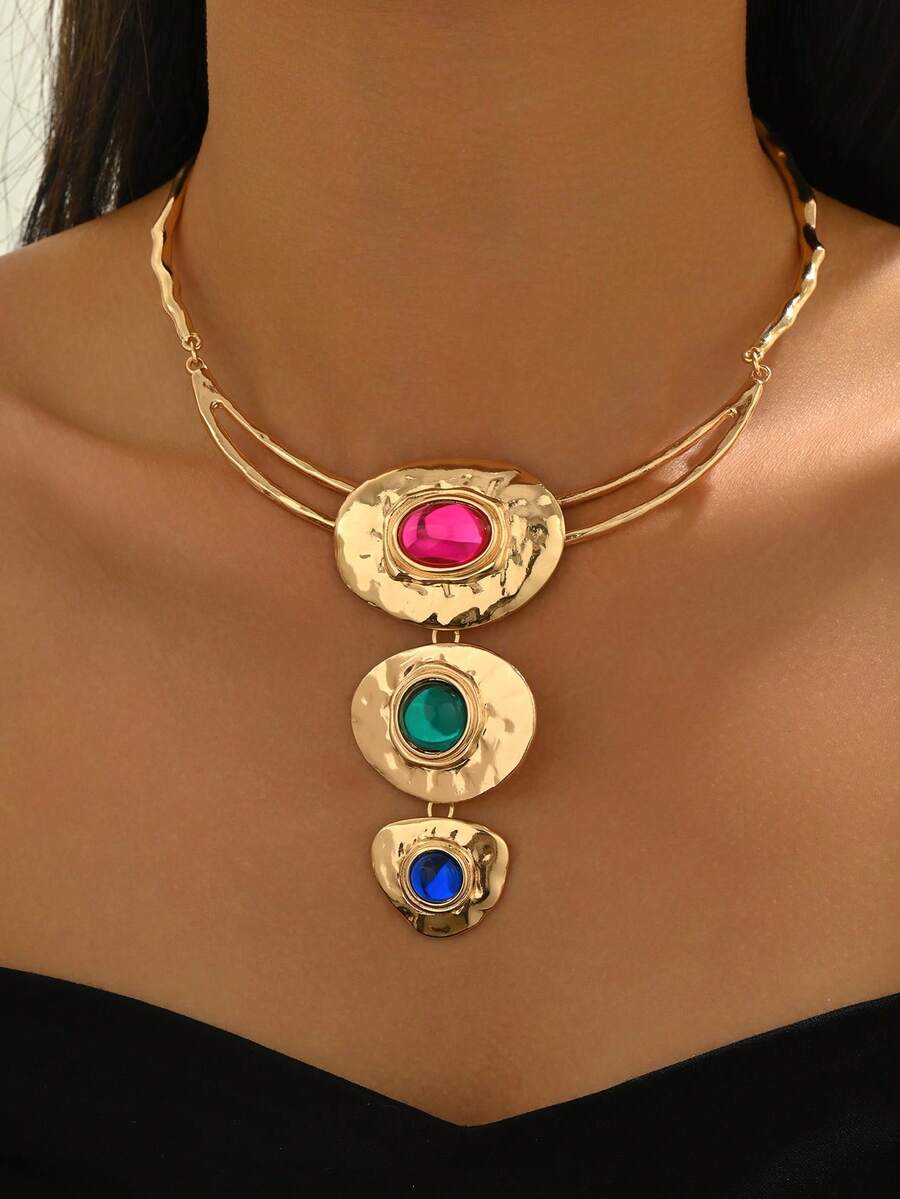 1pc Women's Metal Texture Versatile Creative Large Choker Necklace, Geometric Ellipse Hammered Metal Inlaid Colorful Acrylic Pendant Necklace, Suitable For Parties, Festivals And Daily Wear - Golden Yellow + Colorful - View 1
