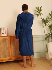 1pc Flannel Hooded Robe, Warm Thick Lining, Unisex Design, Suitable For Autumn/Winter