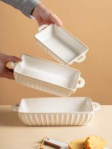 Khay nướng gốm sứ Nhật Bản hiện đại, đơn giản, thanh lịch, nhiều kích cỡ, màu trắng, có tay cầm, thích hợp để nướng salad, mì ống, phô mai, các loại bánh, nướng thịt, quay gà. Sử dụng được trong lò nướng, lò vi sóng, máy rửa chén, chống dính và dễ vệ sinh, phù hợp cho gia đình, nhà hàng sử dụng hàng ngày và các dịp lễ. - trắng - Xem 3