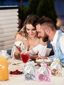 15/5件套粉紫色气垫梳礼盒；新娘派对回礼、伴娘拍照道具、婚礼装饰、迎宾区标牌礼品、婚礼活动装饰、母亲节派对惊喜、生日派对回礼、睡衣派对纪念品 - 彩色 - 查看 5