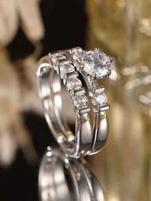 Set de 2 anillos de circonita cúbica brillante y elegante, hechos de material de cobre, no se desvanecen y son hipoalergénicos, joyería para mujeres para bodas y fiestas, regalo ideal - Plateado - Ver 5