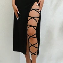 1/2 件装性感交叉弹力带多层腿部吊袜带万圣节蕾丝大腿吊袜带套装，配有优雅蝴蝶结装饰，弹力腿带，适合作为派对道具和新娘腿部饰品