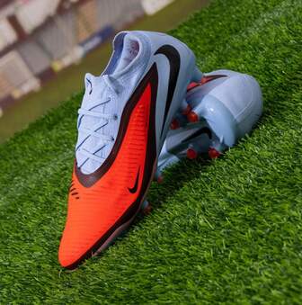 Nike Men's PHANTOM 6 Pro AG-PRO Short Spikes Football/Soccer Shoes