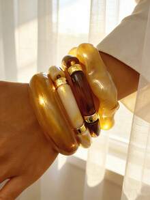 4 peças/2 peças/1 peça Conjunto de Pulseiras Vintage Elegantes de Moda Casual com Estilo de Moeda Antiga, Acrílico Geométrico Assimétrico Onda Curva Contas de Bambu Elásticas Empilhadas, Pulseira Minimalista Personalizada de Alto Nível com Tie Dye Exagerado CCB Espaçador, Ideal para Mulheres, Férias, Festa, Encontros, Combinação Diária, Presente de Feriado - Multicolorido - Visão 2