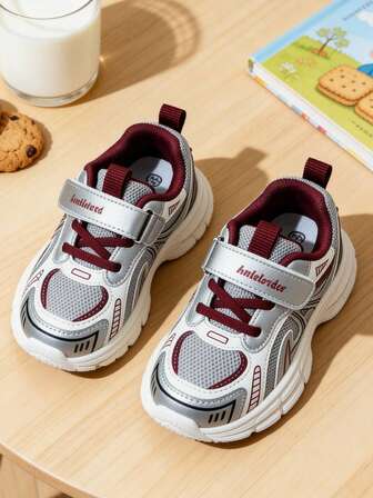 1双2026新款儿童运动鞋、跑步鞋、皮鞋、幼儿男童时尚休闲厚底运动鞋