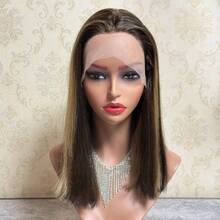 Farbverlauf eisweiß-goldene synthetische High Definition Lace Front Perücke, kurzer Bob-Stil mit natürlicher, vorgezupfter Haaransatzlinie, inklusive Baby-Haar, Farbverlauf braun-goldene Farbe - Verschiedenfarbig - Übersicht 7