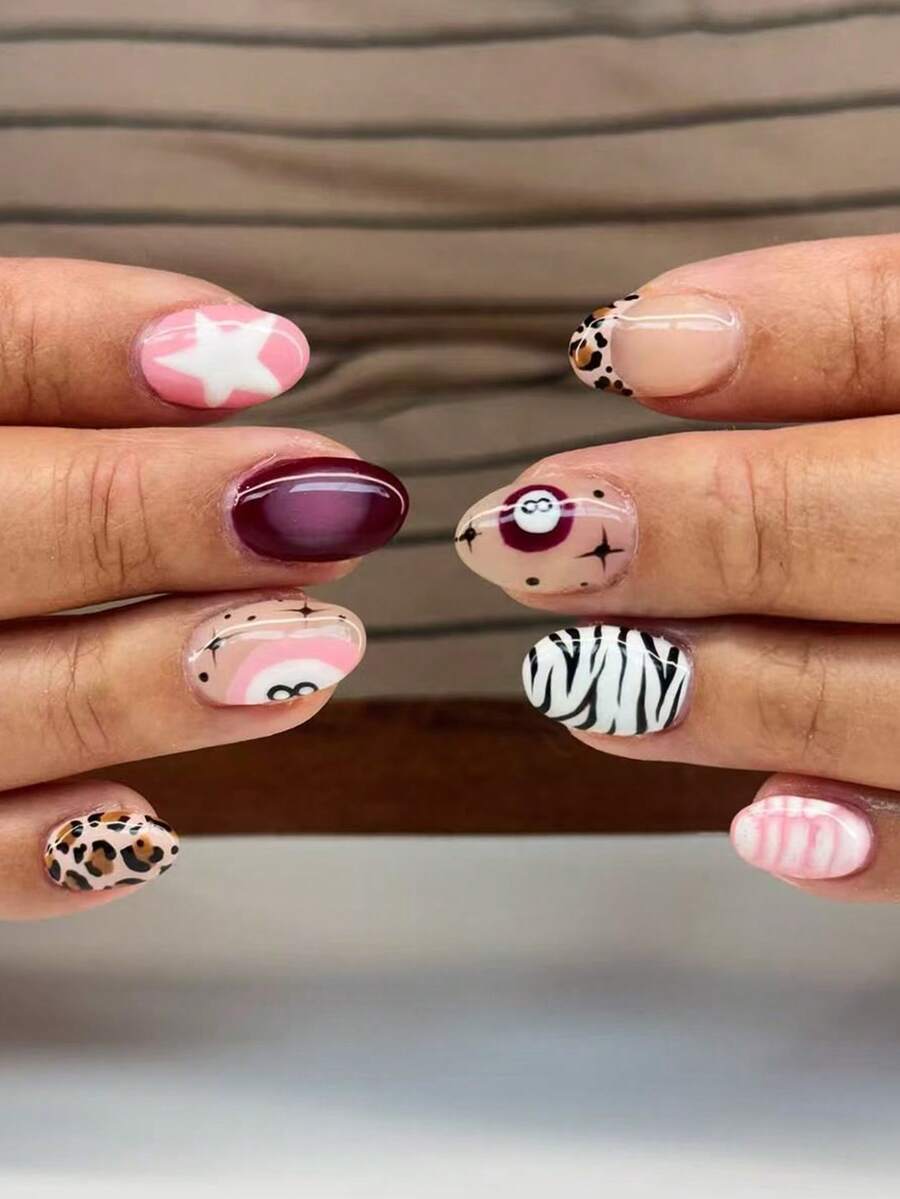 24片/套 短椭圆形3D凝胶豹纹粉色法式美甲贴纸，包含豹纹、星星、斑马纹和黑桃图案，少女粉风格，完美适用于亚克力美甲套装，包含1片果冻凝胶和1个指甲锉，适合日常或派对使用。 - 彩色 - 查看 1