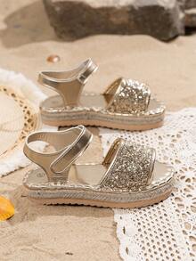 1 par de sandalias planas de verano para niñas con suela gruesa, estilo minimalista de moda, de color dorado, con punta abierta, antideslizantes para uso en exteriores y playa - Dorado - Ver 3