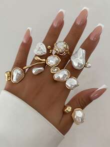 11pcs/Set Vintage Punk Baroque Faux Pearl Asymmetric Water Drop Hollow Ring Set, Fashionable Geometric Design Rings, Suitable For Women's Daily Outfit And Party Accessories