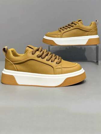 Plusstorlekar herrskor med moderiktig design, mjuk läderovandel, bekväm mjuk sula, snygga sneakers, retro streetstyle, låga platta skor, minimalistisk tjock sula, lämpliga för sommarutflykter och semestrar