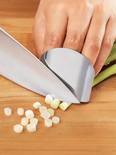1pc Stainless Steel Cut Resistant Hand Protector, Practical Kitchen Tool For Cutting Vegetables To Prevent Finger Injury, Reusable