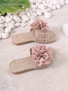 1 par de sandalias de playa de verano para niños, con tiras planas y diseño floral tejido de paja, para vacaciones casuales - Caqui - Ver 4