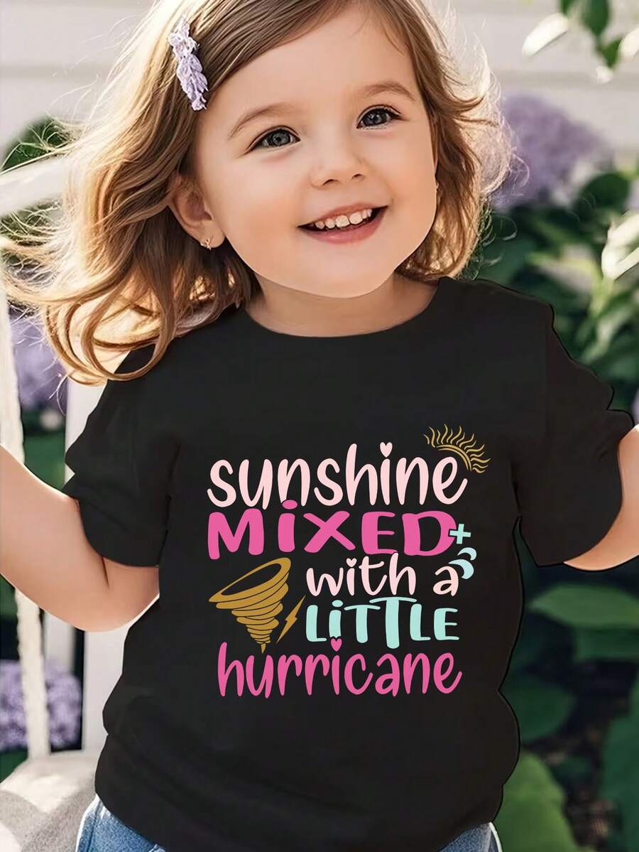 A Casual, Fashionable, And Comfortable Short Sleeved Baby Girl T-Shirt With A Colorful English Letter Print Pattern, Featuring A Playful And Lively Style That Highlights Childlike Fun And Decoration. It Is Suitable For Daily Casual Wear - 黑色 - 查看 1
