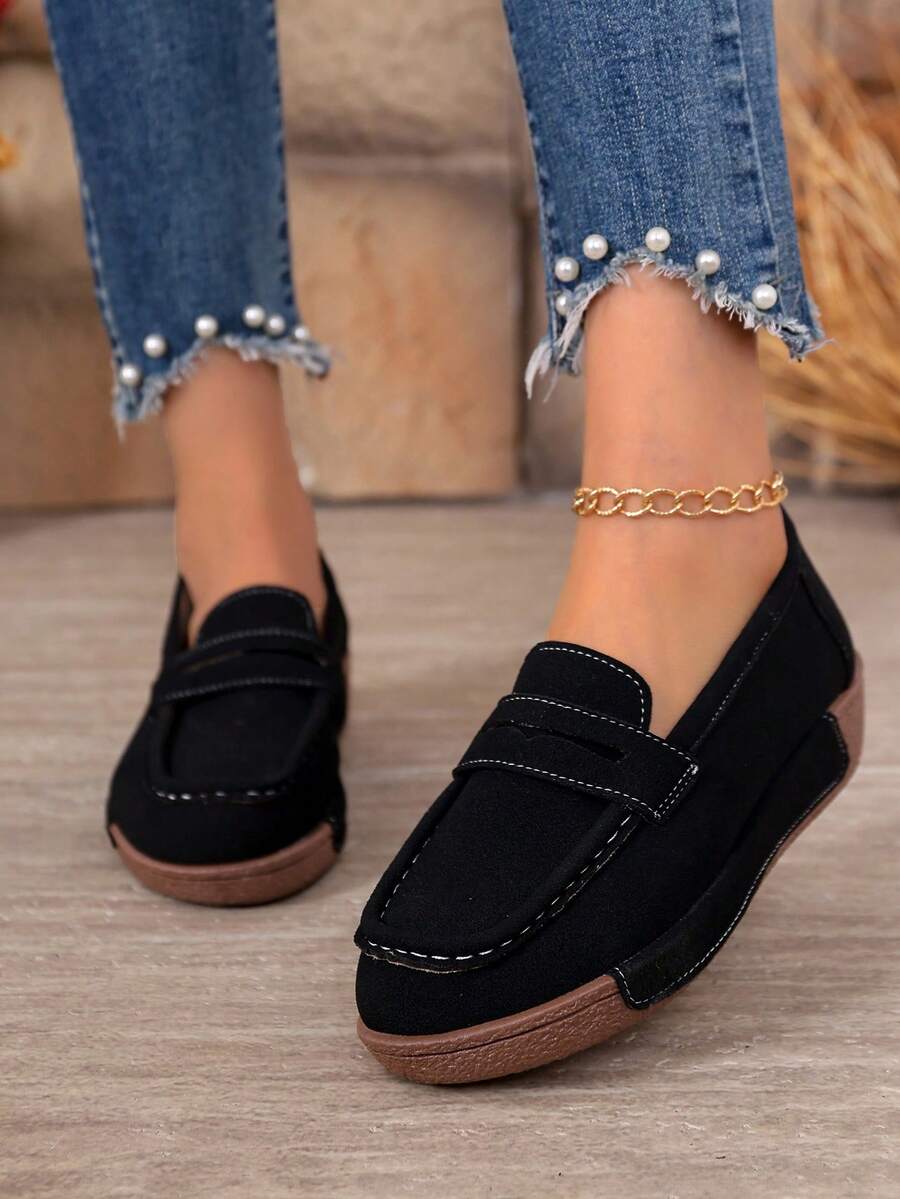 Women's New Solid Color Preppy Style Ruffle Flat Casual Comfortable Lightweight Loafers, Suitable For Office Wear, All Seasons - Black - View 1