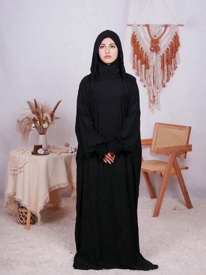 女士长款连帽梭织祈祷服，加大码蝙蝠袖长袍，带流苏装饰，端庄大方。