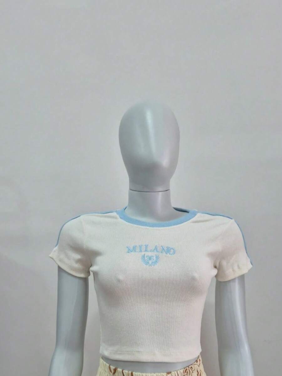 Women's Summer Cropped T-Shirt With Milano Embroidery, Premium Ribbed Knit Fabric, Contrasting Waistband, Knitted Embroidery, Daily Wear - 淺藍色 - 查看 1