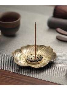 OBOVAY 1pc Plum Blossom Shaped Multifunctional Incense Burner - Can Also Be Used As Candle Holder, Coaster And Tray, 9-Hole Alloy Incense Burner, Suitable For Indoor Home Use, Can Hold Candles And Aroma Stones, Ideal For Yoga, Air Purification And Meditation - Plum Blossom Incense Plate - View 5