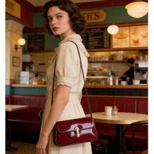 New Fashion Classic Waterproof PU Fabric Shoulder Bag,Underarm Bag, Suitable For Shopping,Lightweight,Business Casual Minimalist Bag For Teen Girls Women College Students Can Be Worn Crossbody. Suitable For Beach Vacation, Back To School Season, Women Wallet. - 酒紅色 - 查看 2