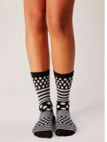Comfortable Unisex Socks For Everyday Use, Soft And Durable - Violet Purple - View 2
