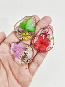 2 piezas Colgante de flor de 12 meses dulce, colgante de flor natural, colgante de flor transparente, para hacer joyas DIY y como colgante decorativo, adecuado como regalo de cumpleaños, regalo del Día de la Madre, se puede usar para collares, aretes, llaveros, encantos de bolso - Colgante de flor de cumpleaños - Ver 2