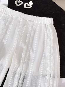 Vihyde 2pcs Girls Vacation Style Set: White Textured Halter Neck Sleeveless Top & Semi-Sheer Floral Trim Wide Leg Pants - White - View 10