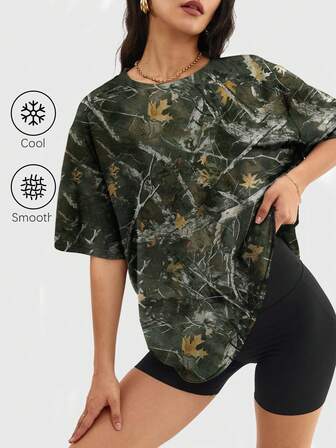 Speed mate Damtopp med överdimensionerad, avslappnad lönnlövtryck, kortärmad rund halsringning för träning och vardagsbruk, vår/sommar