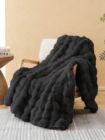 1pc Faux Rabbit Fur Plush Blanket, Cozy And Warm Blanket, Lightweight Soft And Comfortable, Solid Color Series, Minimalist And Stylish Design, Suitable For Sofa, Bedroom, Living Room, All-Around Comfort, Travel Use, Nap Blanket, Reference Size Image, Multiple Sizes Available, Machine Washable, Autumn Decor, Room Decor, Winter Decor, Black