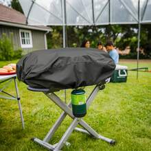 Complete Christmas Gift: All-Weather Oxford Cloth BBQ Grill Cover. This Durable Grill Cover Is Dust-Proof, UV-Resistant, And Fade-Resistant, Suitable For Standard-Sized Grills. It Is A Must-Have For Holiday BBQs. This Thick Oxford Cloth BBQ Cover Is Windproof And Weatherproof, Durable, And Fits Most Standard-Sized Grills, Meeting The Needs Of Outdoor Celebration Activities. Grill Cover Only. Please Verify The Specifications And Size Before Purchasing.