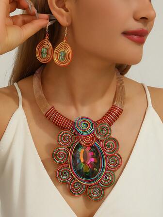 Överdrivet flerskiktat hänge med konstgjorda kristaller, handgjort pärlhalsband i aluminiumtråd, örhängen, europeisk, afrikansk, bohemisk, mellanöstern, vintage, elegant, lämplig för formella evenemang, fester, semestrar