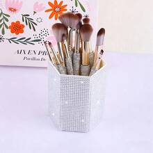 1pc Hexagon Rhinestone Makeup Brush Holder, Large Capacity, Multi-Color Rhinestone Encrusted Surface, Luxurious Sparkling Style, Fully Paved Pattern, Hexagonal Cylindrical Shape, Neat Edges And Details, Cosmetic Tool Container, Suitable For Bedroom Vanity, Dressing Room Desk, Etc.