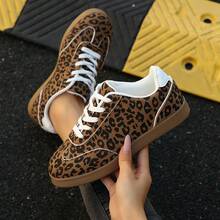 Retro Niche Casual Sneakers For Women, New Spring/Autumn Minimalist White Shoes, Versatile Breathable Outdoor Running Shoes - Leopard Print - View 14