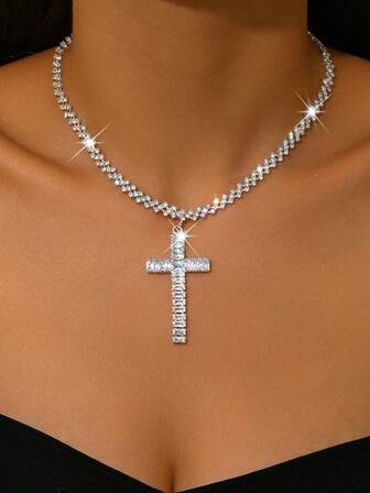 Elegant Women's Rhinestone Cross Necklace, Lightweight Luxury Clavicle Chain Pendant Necklace, Inlaid Crystal Cross, Fashion Accessory Layered Necklace, Gift For Valentine's Day, Thanksgiving