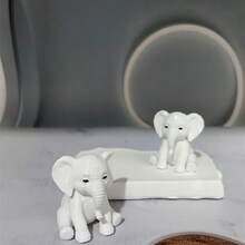 1pc Elephant Figurine, Animal Shaped Home Decor, Collectible Figurines, Great Gift For Elephant Lovers | Unique Design | Stylish Accent | Home, Bedroom, Balcony, Garden Decoration, Suitable For Study, Office, Wedding, Housewarming, Valentine's Day, New Year Gift