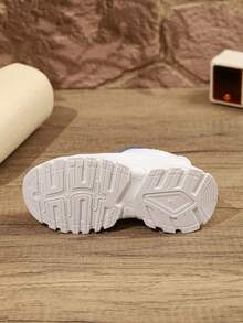 Stylish White Sneakers For Kids And Adults. Can Be Worn In All Seasons. Suitable For School Events, Performances, And Running Activities. - Blue - View 9