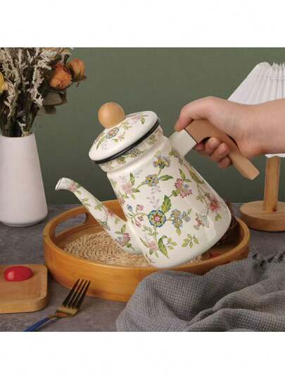 1pc Vintage Enamel Coated Wooden Handle Coffee Pot, Handmade Gooseneck Kettle, Household Tea Pot, Cold Water Pot, Oil Pot, Teapot, Milk Tea Pot, Handmade Coffee Pot, Enamel Coated Water Pot, Heat-Resistant Japanese Style Enamel Tea Pot, Enamel Coffee Pot, Thickened Enamel Oil Pot, Retro Restaurant Tea/Water Pot