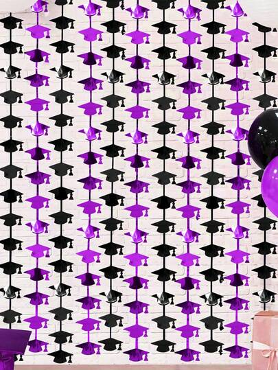 一套黑色和金色毕业帽背景幕帘，塑料流苏幕帘，毕业庆祝派对背景墙装饰，毕业庆祝派对装饰，摄影背景装饰，毕业装饰，室内装饰，家居装饰，生日装饰，返校季，复活节