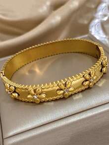 1Pc Elegant Gold Stainless Steel Flowers Bangle Bracelet For Women, 18K Gold Plated, Round Rhinestone Decor Design, Daily Causal Party Jewelry Accessory Valentines Birthday Mother's Day Gift - 金色 - 查看 3