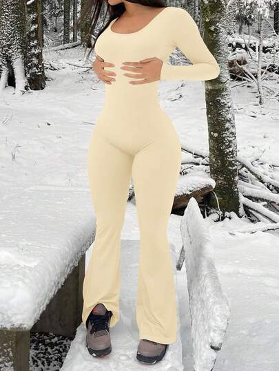 AiTyi Women's Jumpsuit, Casual Fashionable Sexy Generous U-Neck Slim-Fit Outdoor Sports Versatile, Suitable For Graduation, Christmas, New Year, Thanksgiving, Autumn/Winter Elastic Knit Long Sleeve Flared Leg Jumpsuit, Well-Fitted