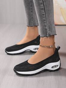 2026 Spring/Summer New Lace Hollow Breathable Air Cushion Rocking Shoes, Women's Fashion Wedge Heel Increase Height Casual Sneakers, Thick Sole Shock Absorbing Commuting Walking Shoes - Black and White - View 10