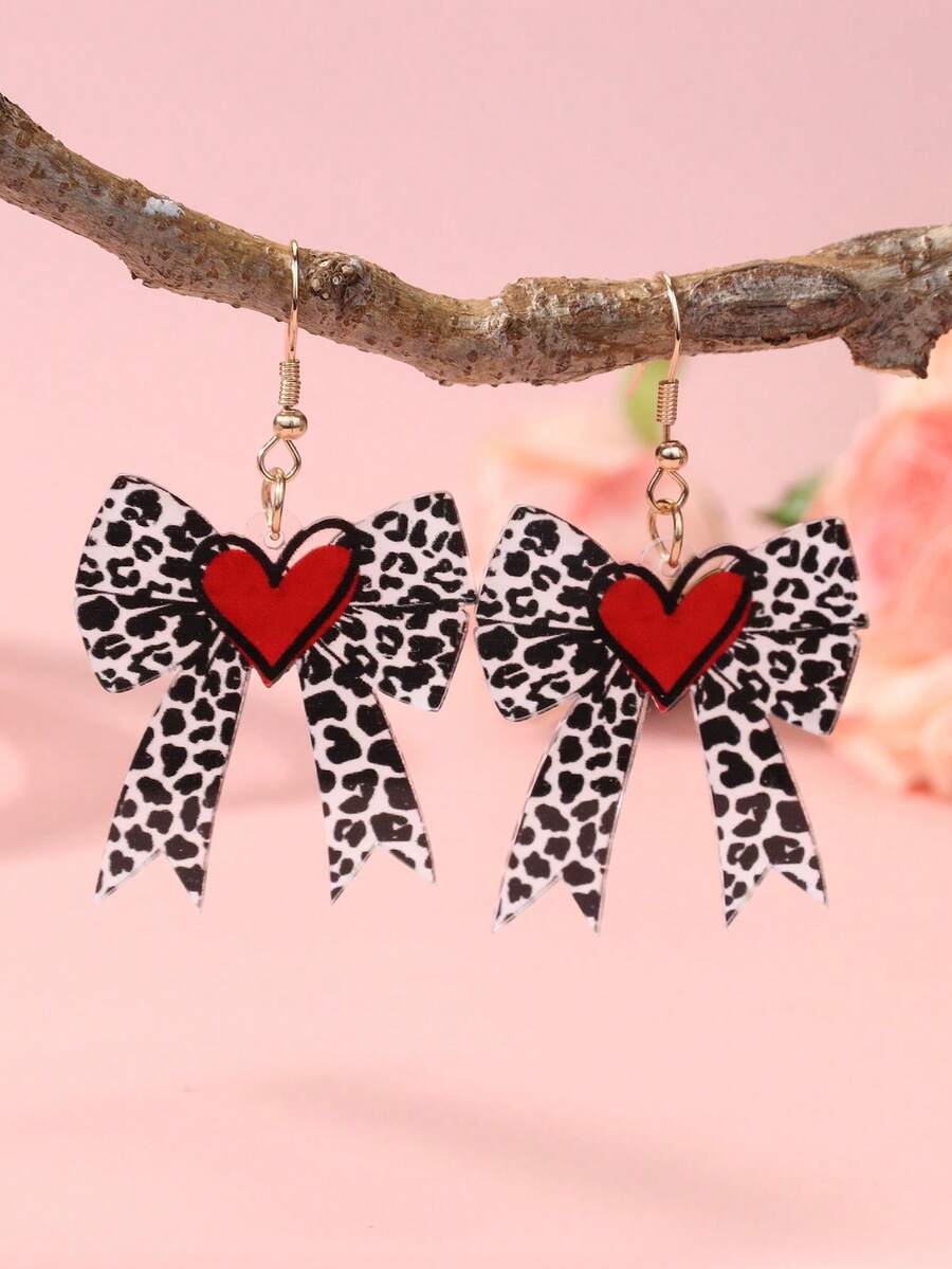 1 Pair Acrylic Heart, Leopard Print And Red Lip Pattern Earrings, Sweet Style, Suitable For Women To Wear At Parties, Also Can Be Used As Holiday Gifts - Multicolor a - View 1