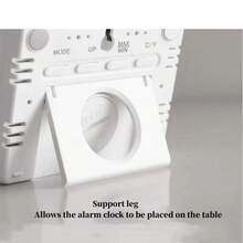 1个智能数字时钟，简约设计。高清液晶显示屏/日期显示/温度检测/湿度传感器/磁吸式设计。适用于冰箱、桌面或墙面悬挂。是家居和办公室的完美装饰。使用1节CR2032纽扣电池。