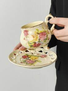 1 Set (1 Cup + 1 Saucer) Nordic Style English Ceramic Rose Coffee Cup & Saucer Set, Hollow Heart Saucer, American Latte Coffee Cup & Saucer, High-End Classical Palace Style Afternoon Tea Cup, Office/Home Tea Cup Set, Breakfast Milk Mug, Valentine's Day/Birthday Gift, Party Supplies, Gift For Boyfriend/Girlfriend - Multicolor - View 4