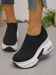 Comfortable Women's Shoes, Smooth Fabric Breathable Ladies Shoes, Black & White Color Block Thick Sole Platform Casual Sneakers, Slip-On, Casual, Preppy, Suitable For Outdoor, Gym, All Seasons - Black - View 5