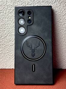 兼容三星 Galaxy S26、S25、S24、S23、S22、S21、S21FE Plus Ultra、S24FE、S23FE、S21FE Plus Ultra - 采用类皮革合成材料制成 - 鹿头图案设计 - 磁吸式闭合设计 - 侧边柔软边框 - 防指纹防污 - 防震 - 附赠无线充电保护套 - 黑色 - 查看 2