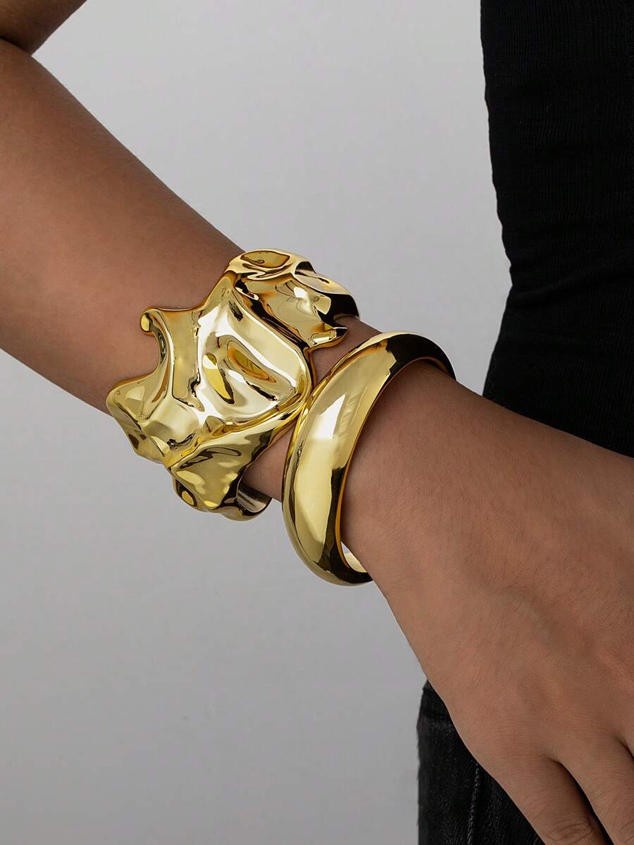 Set de 2 pulseras de acrílico con pliegues geométricos de moda, uso versátil diario para mujeres - Dorado - Ver 1
