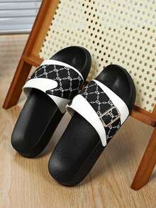 四季皆宜的室内拖鞋、浴室拖鞋、户外运动沙滩拖鞋、拖鞋、套脚拖鞋，柔软舒适透气，不对称图案设计